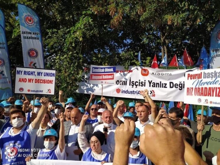 Victòria sindical per les persones treballadores turques que produeixen telèfons intel·ligents Xiaomi