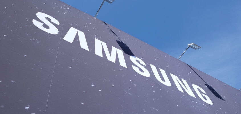 Vaga indefinida històrica de les treballadores de Samsung a Corea del Sud